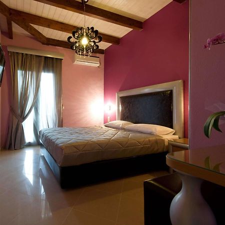 Ideal Boutique Hotel Parga Dış mekan fotoğraf