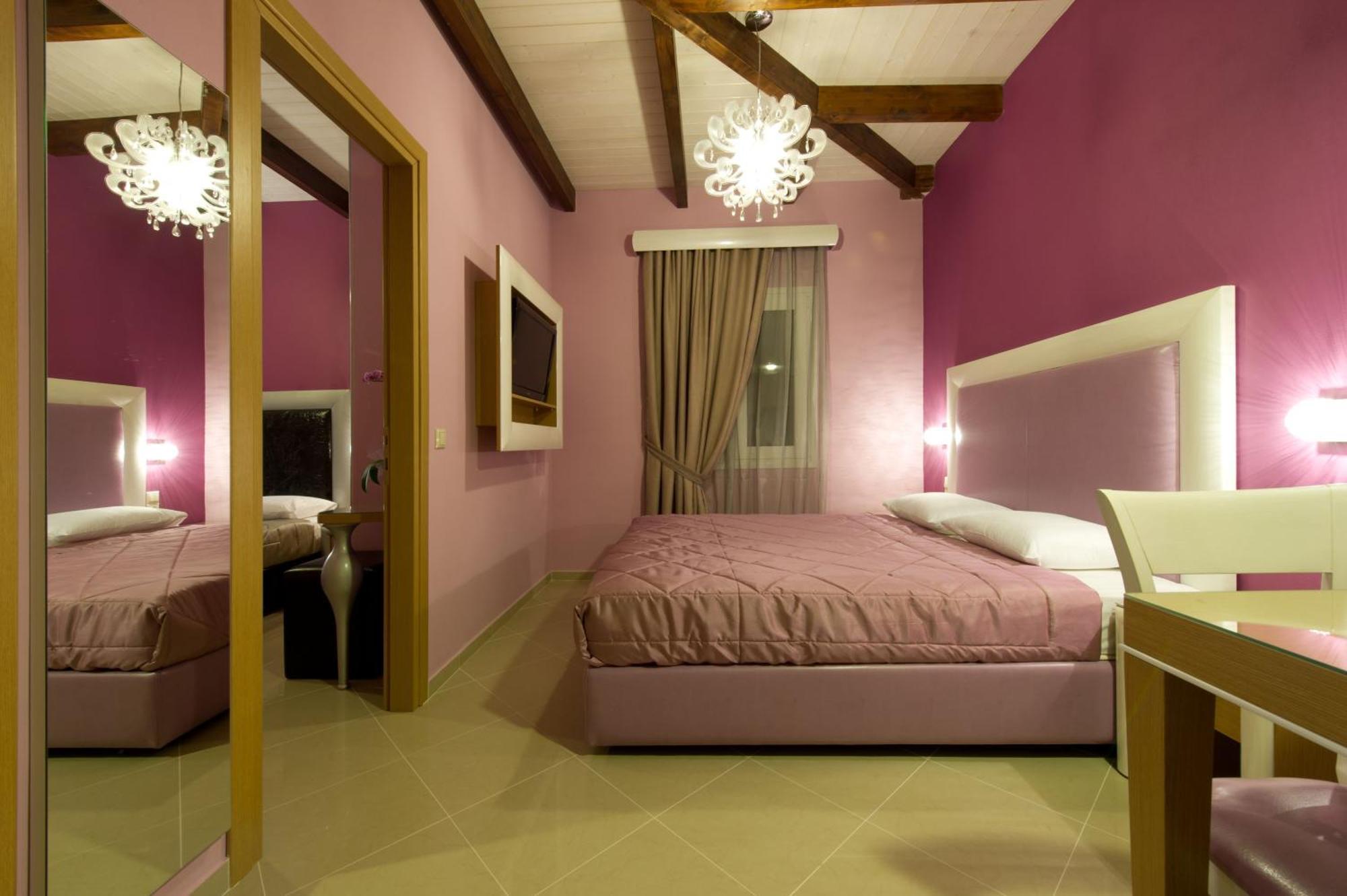 Ideal Boutique Hotel Parga Dış mekan fotoğraf